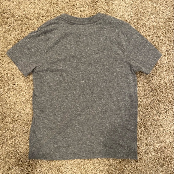 NFL Logo Kids Team Apparel Size S/P 6-7 Boys Gray T-Shirt! - Picture 2 of 3